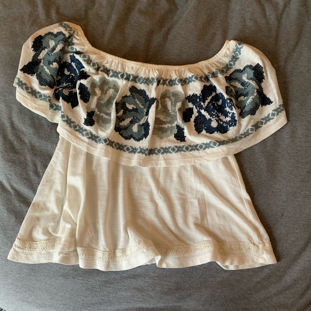 Free a People Off Shoulder Top